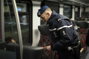 Ladenräuber, der auf dem Hauptbahnhof gefasst wurde, war bereits gesucht