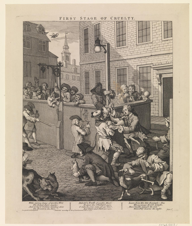 Eine Gruppe von Menschen und Tieren versammelt sich um ein Gebäude mit Fenstern und einem Laternenmast, mit Text unten, der "Erste Stufe der Grausamkeit" lautet.