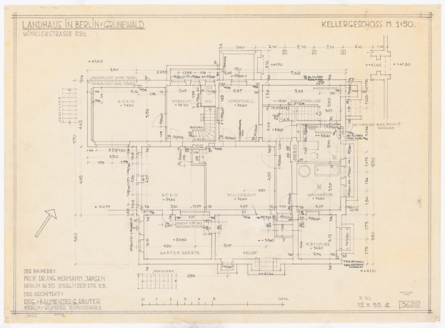 EinBlueprint eines Hauses mit der Bezeichnung "Landhaus in Berlin" auf einem Blatt Papier.