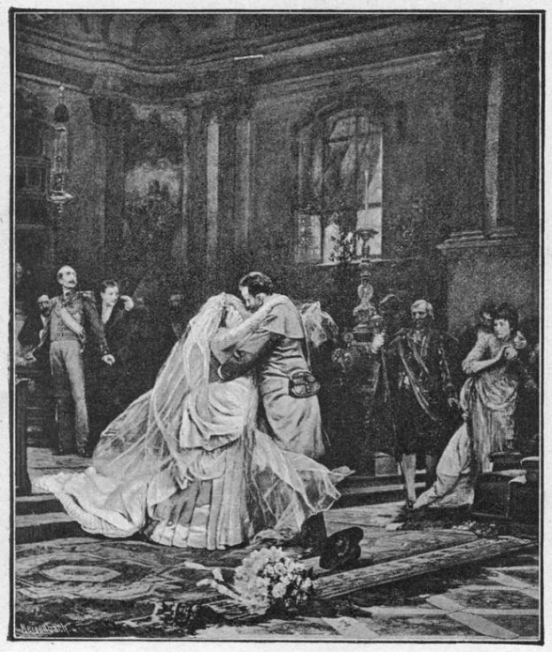 Schwarz-weißes Foto einer Braut und eines Bräutigams, die sich vor einer Menge küssen, mit einem Blumenstrauß auf dem Boden und einer fensterumrandeten Wand im Hintergrund.