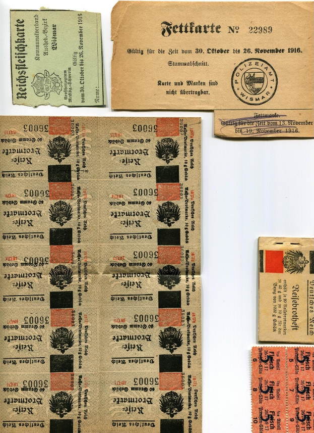 Auf der Suche nach dem fehlenden Bild: Panini-Tauschkarten zur Weltmeisterschaft bei TSV 1861 Zirndorf